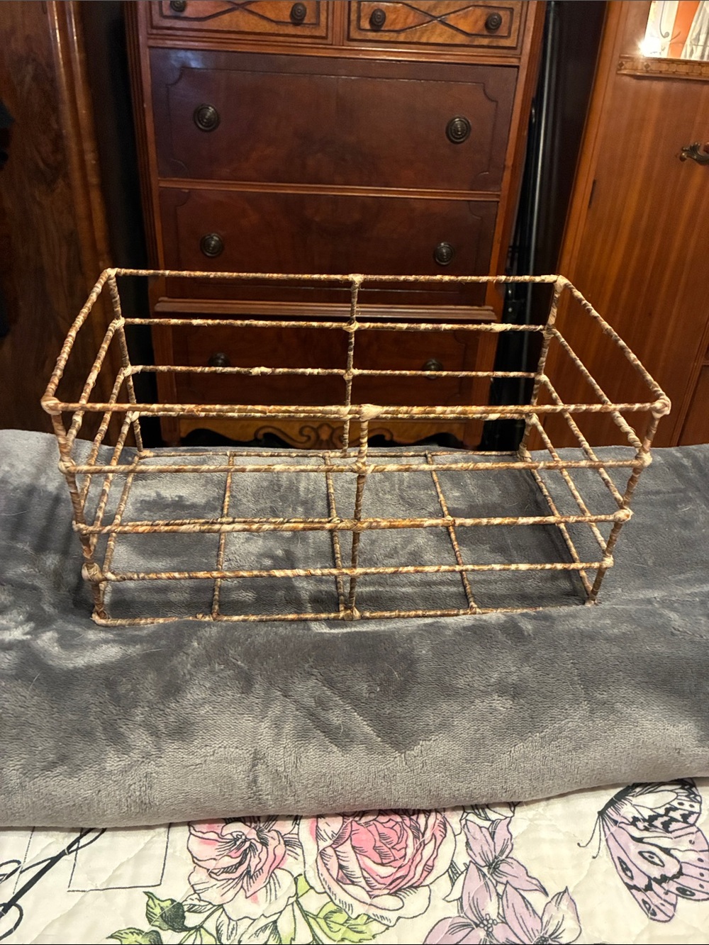 Rustic Metal Wire Storage Basket in Brown